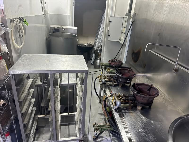 Mandai Foodlink, 5 Mandai Link, 2,572 sqft, Factory / Workshop (B2) For Sale, by Catherine PANG, 500112346 - Kitchen - CommercialGuru.com.sg