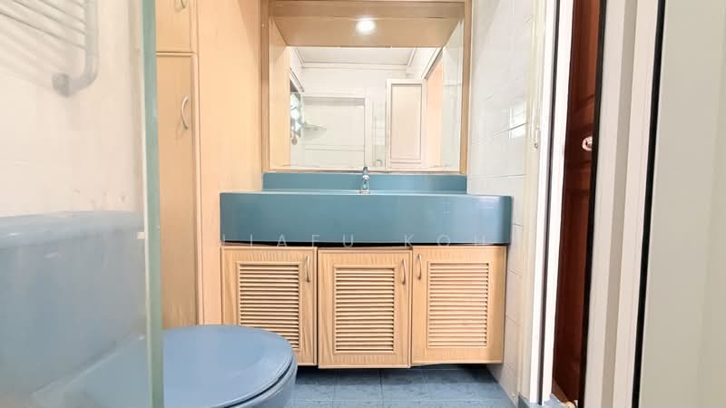 285C Toh Guan Road, 285C Toh Guan Road, 4 Bedrooms, 1,550 sqft, HDB Flat For Sale, by Jiafu Koh, 500112349 - Bathroom - PropertyGuru.com.sg