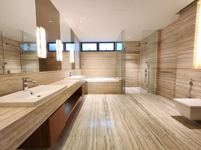 🌟 FINEST Good Class Bungalow GCB Holland Vicinity, Bukit Timah Holland, 6 Bedrooms, 11,000 sqft, Good Class Bungalow For Rent, by Julius WL Fock, 500112357 - Bathroom - PropertyGuru.com.sg