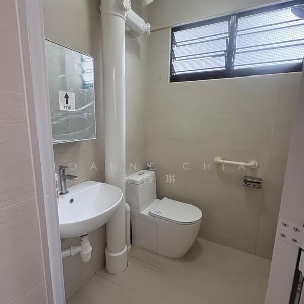 308 Shunfu Road, 308 Shunfu Road, 2 Bedrooms, 721 sqft, HDB Flat For Rent, by Joanne Chia 谢诗琳, 500112358 - Bathroom - PropertyGuru.com.sg