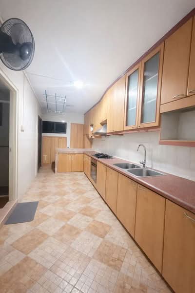 667A Jurong West Street 65, 667A Jurong West Street 65, 3 Bedrooms, 1,184 sqft, HDB Flat For Sale, by Tina Hao, 500112359 - Kitchen - PropertyGuru.com.sg