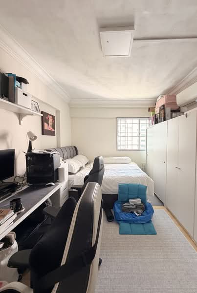 448 Jurong West Street 42, 448 Jurong West Street 42, 3 Bedrooms, 1,109 sqft, HDB Flat For Sale, by Karolyn Choo, 500112363 - Bedroom - PropertyGuru.com.sg