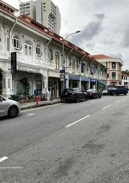 Mustafa Centre, 145 Syed Alwi Road, 1,700 sqft, Food & Beverage For Rent, by Chetan Shah, 500112404 - Exterior - CommercialGuru.com.sg