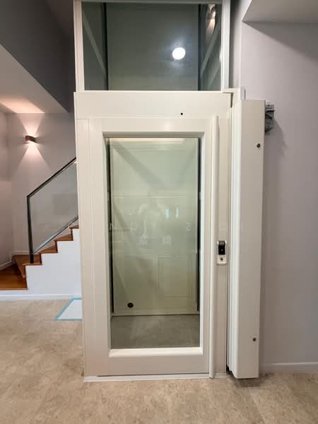 Pavilion Park, Pavilion Circle, 7 Bedrooms, 3,305 sqft, Terraced House For Sale, by Candy ZiQi 紫绮, 500112414 - Interior - PropertyGuru.com.sg