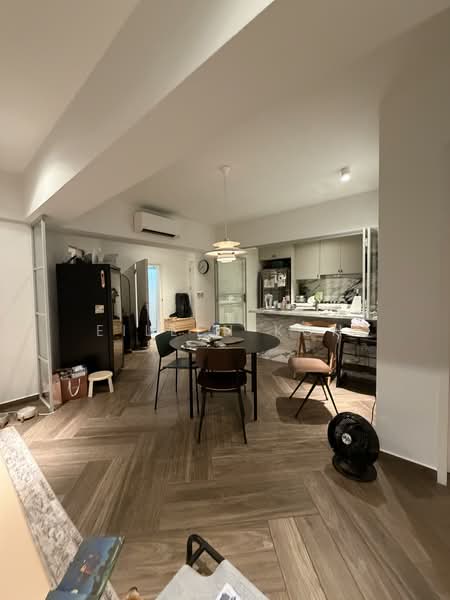 153B Bedok South Road, 153B Bedok South Road, 3 Bedrooms, 1,001 sqft, HDB Flat For Sale, by Eileen Koh, 500112427 - Living Room - PropertyGuru.com.sg