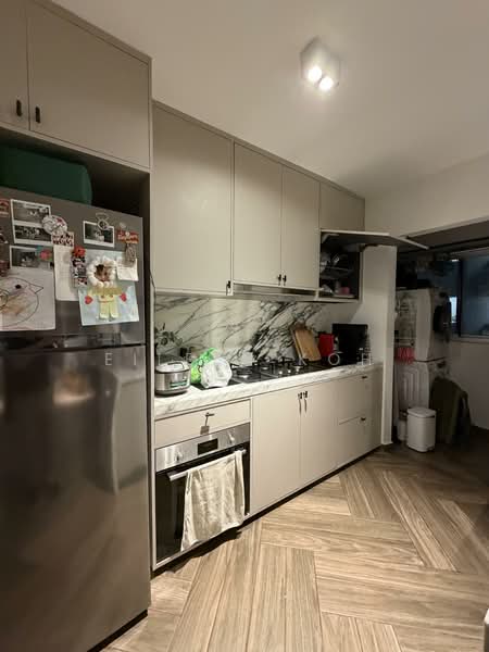 153B Bedok South Road, 153B Bedok South Road, 3 Bedrooms, 1,001 sqft, HDB Flat For Sale, by Eileen Koh, 500112427 - Kitchen - PropertyGuru.com.sg