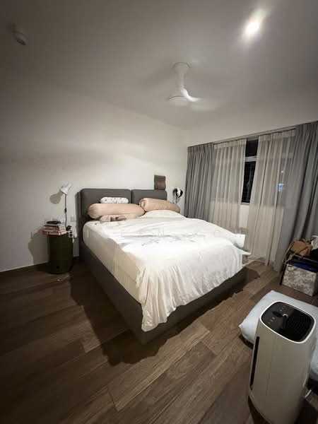 153B Bedok South Road, 153B Bedok South Road, 3 Bedrooms, 1,001 sqft, HDB Flat For Sale, by Eileen Koh, 500112427 - Master Bedroom - PropertyGuru.com.sg