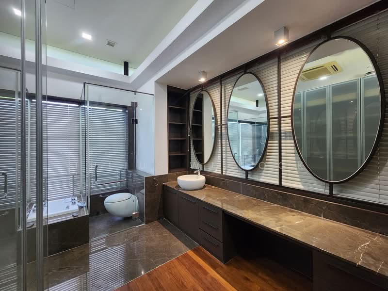 ⭐️ FINEST GCB good class Bungalow, Bishopgate Jervois Orchard, 6 Bedrooms, 12,000 sqft, Good Class Bungalow For Rent, by Julius WL Fock, 500112447 - Bathroom - PropertyGuru.com.sg