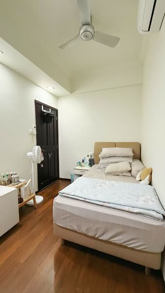 Westville, Westwood Avenue, 5 Bedrooms, 2,500 sqft, Terraced House For Sale, by Kyle Low, 500112511 - Bedroom - PropertyGuru.com.sg