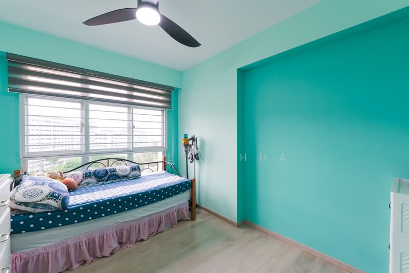 876C Tampines Avenue 8, 876C Tampines Avenue 8, 3 Bedrooms, 1,001 sqft, HDB Flat For Sale, by Karen Chua, 500112516 - Bedroom - PropertyGuru.com.sg