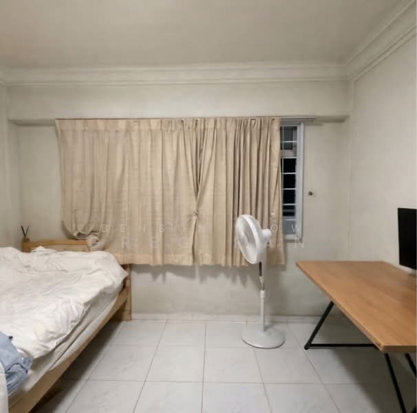 361 Woodlands Avenue 5, 361 Woodlands Avenue 5, 4 Bedrooms, 1,561 sqft, HDB Flat For Sale, by Benson Leow, 500112519 - Bedroom - PropertyGuru.com.sg