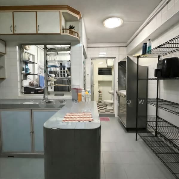 361 Woodlands Avenue 5, 361 Woodlands Avenue 5, 4 Bedrooms, 1,561 sqft, HDB Flat For Sale, by Benson Leow, 500112519 - Kitchen - PropertyGuru.com.sg