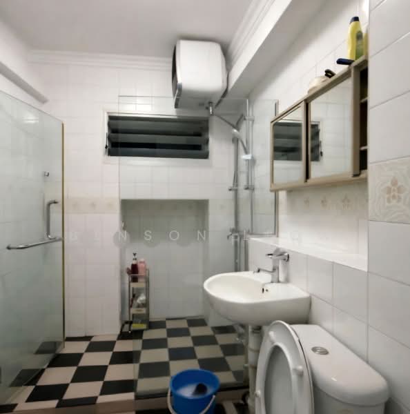 361 Woodlands Avenue 5, 361 Woodlands Avenue 5, 4 Bedrooms, 1,561 sqft, HDB Flat For Sale, by Benson Leow, 500112519 - Bathroom - PropertyGuru.com.sg