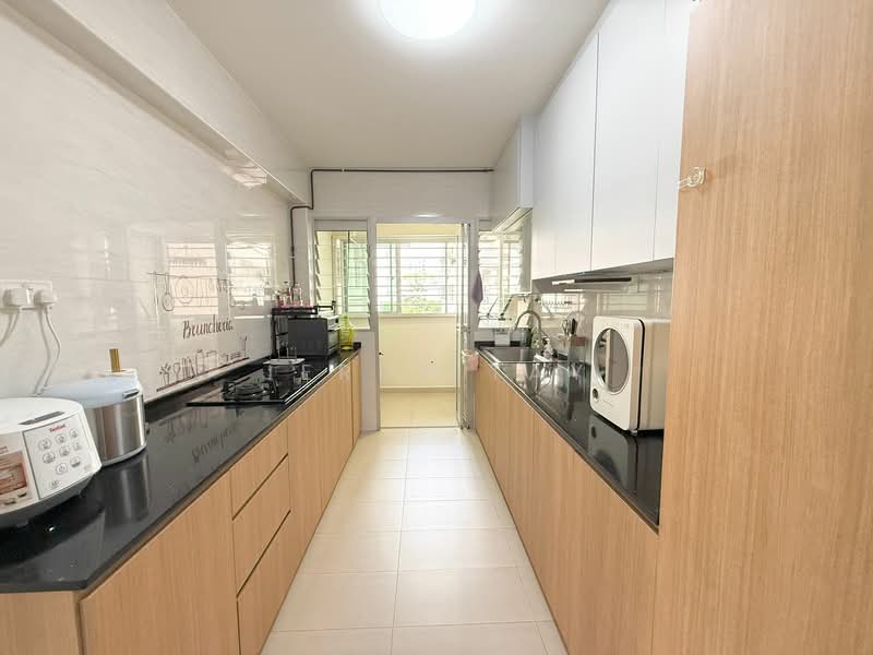 461C Bukit Batok West Avenue 8, 461C Bukit Batok West Avenue 8, 3 Bedrooms, 1,227 sqft, HDB Flat For Sale, by Jerry Tay, 500112523 - Kitchen - PropertyGuru.com.sg