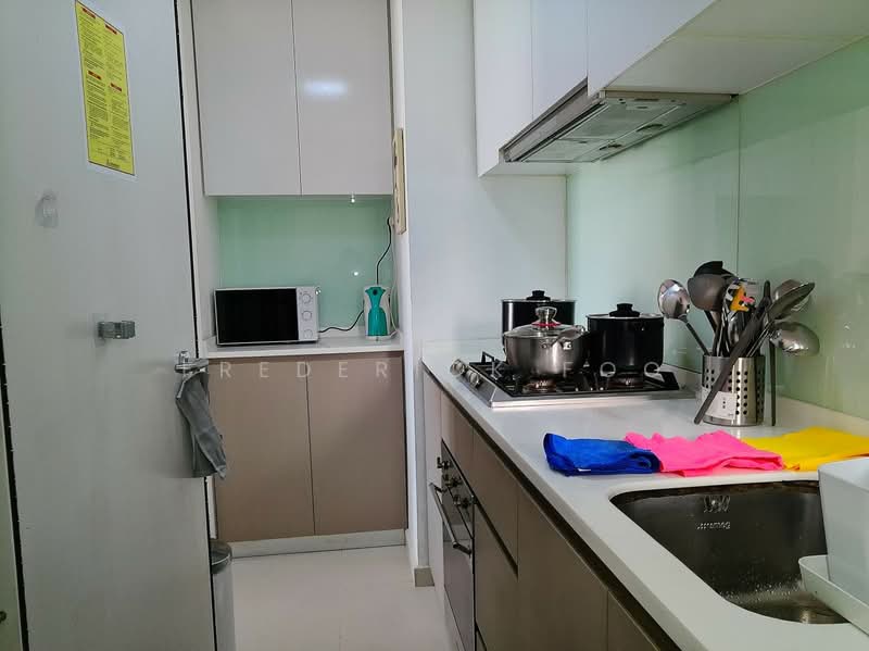 The Trilinq, 28 Jalan Lempeng, 3 Bedrooms, 915 sqft, Condominium For Rent, by Frederick Foo, 500112528 - Kitchen - PropertyGuru.com.sg