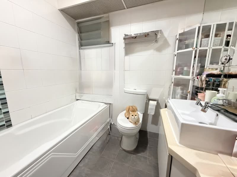 613A Punggol Drive, 613A Punggol Drive, 3 Bedrooms, 1,001 sqft, HDB Flat For Sale, by Aeron Tan, 500112531 - Bathroom - PropertyGuru.com.sg