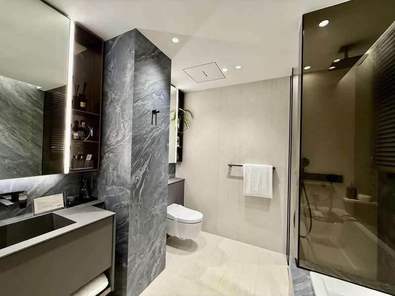 Union Square Residences, 28 Havelock Road,, 4 Bedrooms, 1,518 sqft, Condominium For Sale, by Elaine Goh, 500112535 - Bathroom - PropertyGuru.com.sg