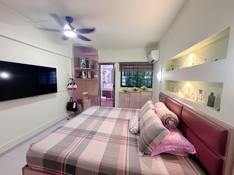 446 Jurong West Street 42, 446 Jurong West Street 42, 3 Bedrooms, 1,108 sqft, HDB Flat For Sale, by Sandy Hong, 500112545 - Bedroom - PropertyGuru.com.sg