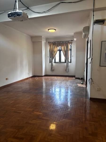 Reservoir Villas, Jalan Rimau, 8 Bedrooms, 5,200 sqft, Terraced House For Sale, by Angela Tay, 500112590 - Living Room - PropertyGuru.com.sg