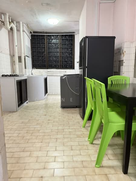 528 Bukit Batok Street 51, 528 Bukit Batok Street 51, 2 Bedrooms, 646 sqft, HDB Flat For Rent, by Joanne Law, 500112593 - Kitchen - PropertyGuru.com.sg