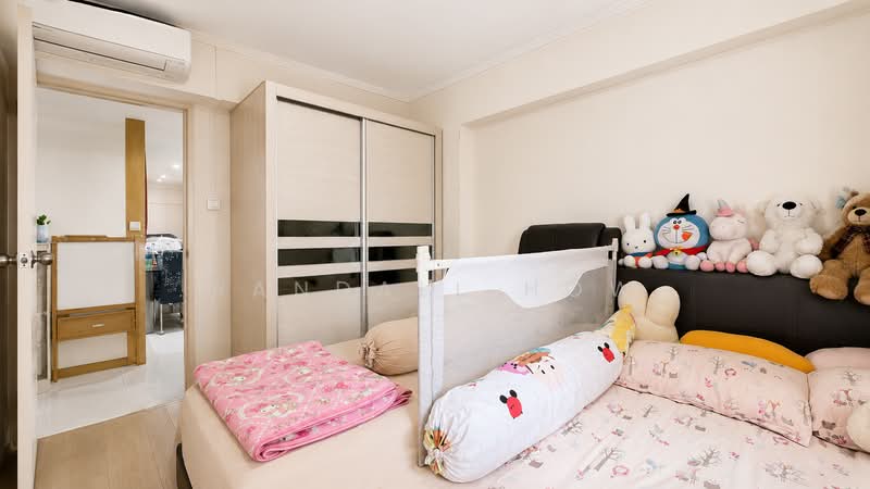610 Senja Road, 610 Senja Road, 3 Bedrooms, 1,184 sqft, HDB Flat For Sale, by Randall How, 500112610 - Bedroom - PropertyGuru.com.sg