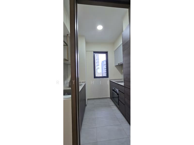 The Florence Residences, 97 Hougang Avenue 2, 2 Bedrooms, 721 sqft, Condominium For Rent, by Ritchie Li, 500112619 - Kitchen - PropertyGuru.com.sg