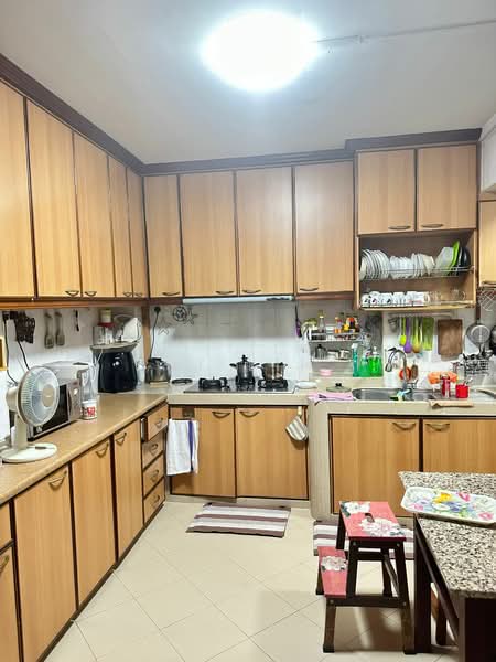 745 Woodlands Circle, 745 Woodlands Circle, 3 Bedrooms, 1,313 sqft, HDB Flat For Sale, by Li Lin, 500112621 - Kitchen - PropertyGuru.com.sg