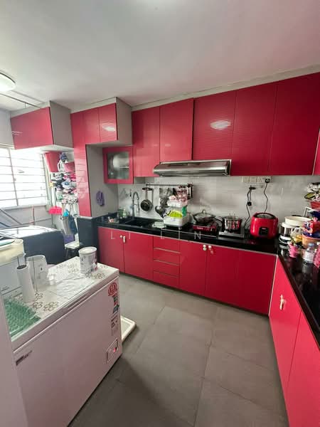 336 Jurong East Avenue 1, 336 Jurong East Avenue 1, 3 Bedrooms, 1,603 sqft, HDB Flat For Sale, by Li Lin, 500112624 - Kitchen - PropertyGuru.com.sg