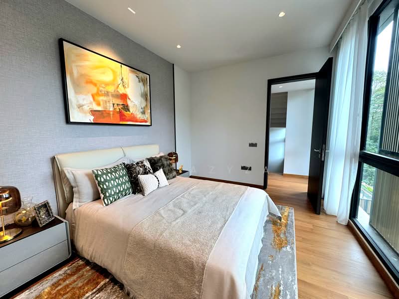 Greenbank Park, Greenbank Park, 5 Bedrooms, 3,132 sqft, Semi-Detached House For Sale, by Amy Azyza, 500112687 - Bedroom - PropertyGuru.com.sg