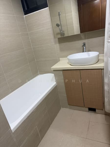 Eastvale, 31 Pasir Ris Drive 3, Room Rental, 170 sqft, Condominium For Rent, by Daphne Phua, 500112727 - Bathroom - PropertyGuru.com.sg