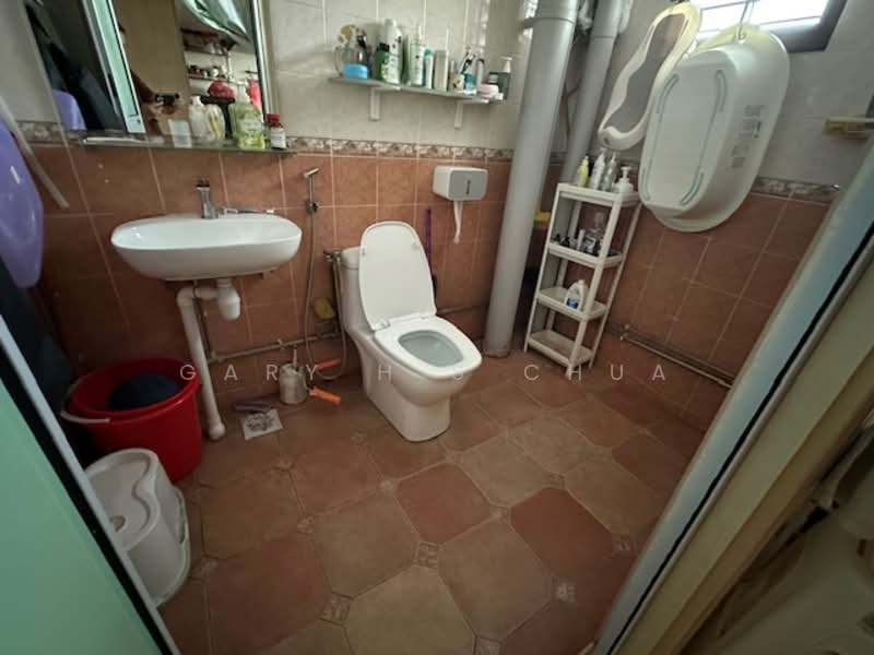 181 Yung Sheng Road, 181 Yung Sheng Road, 3 Bedrooms, 1,248 sqft, HDB Flat For Sale, by Gary H S Chua, 500112738 - Bathroom - PropertyGuru.com.sg