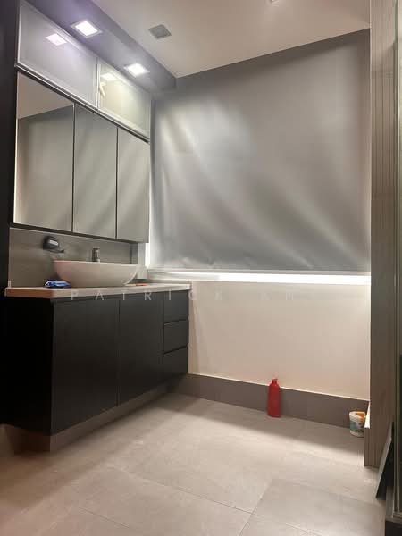 456 Hougang Avenue 10, 456 Hougang Avenue 10, 3 Bedrooms, 1,119 sqft, HDB Flat For Sale, by Patrick Ang, 500112750 - Bathroom - PropertyGuru.com.sg