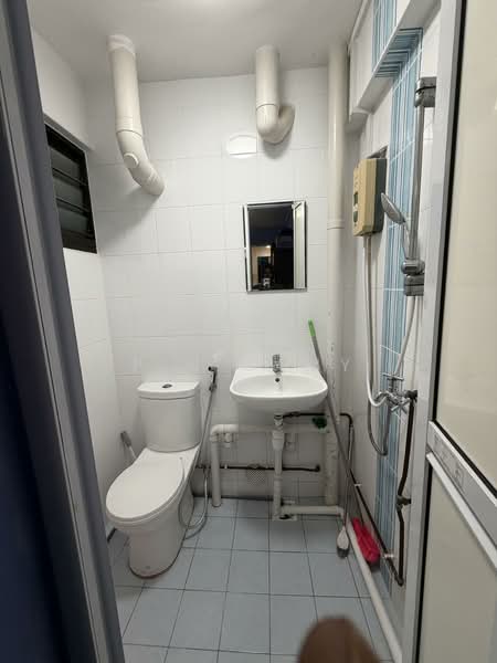 146 Bukit Batok West Avenue 6, 146 Bukit Batok West Avenue 6, 2 Bedrooms, 883 sqft, HDB Flat For Sale, by P N Samy, 500112760 - PropertyGuru.com.sg