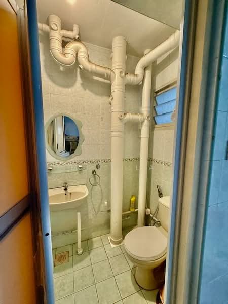 199C Punggol Field, 199C Punggol Field, 3 Bedrooms, 1,184 sqft, HDB Flat For Rent, by Emily Lai, 500112769 - Bathroom - PropertyGuru.com.sg