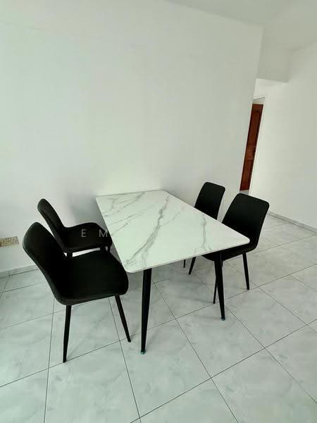 199C Punggol Field, 199C Punggol Field, Hougang / Punggol / Sengkang, 3 Bedrooms, 1,184 sqft, HDB Flat For Rent, by Emily Lai, 500112769 - Dining Room - PropertyGuru.com.sg