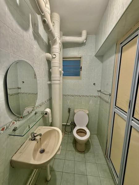 199C Punggol Field, 199C Punggol Field, Hougang / Punggol / Sengkang, 3 Bedrooms, 1,184 sqft, HDB Flat For Rent, by Emily Lai, 500112769 - Bathroom - PropertyGuru.com.sg