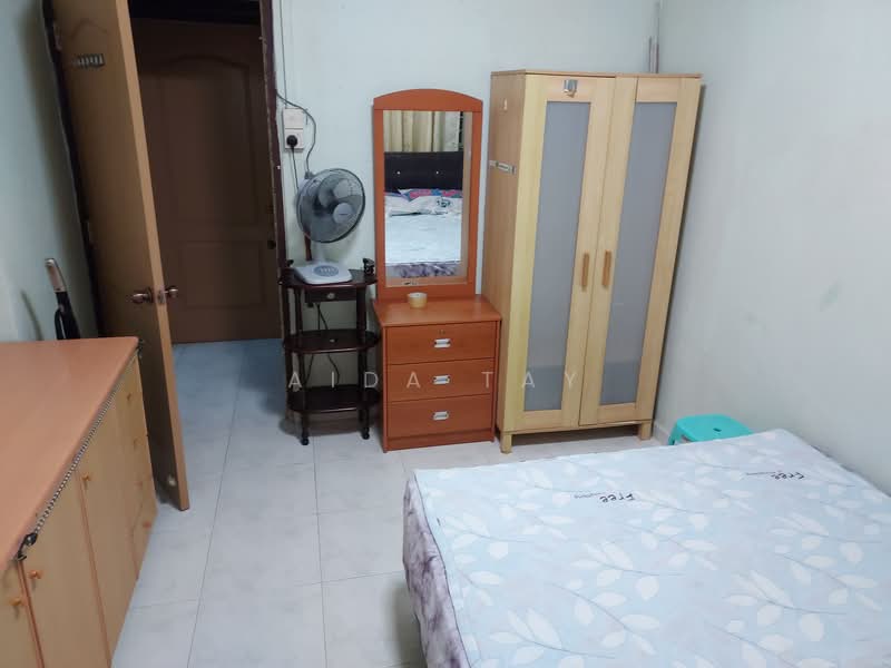 343 Clementi Avenue 5, 343 Clementi Avenue 5, Room Rental, 150 sqft, HDB Flat For Rent, by Aida Tay, 500112777 - Bedroom - PropertyGuru.com.sg