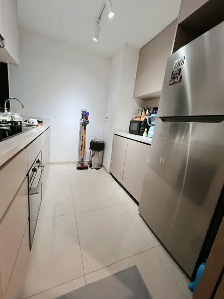 The Tapestry, 59 Tampines Street 86, 3 Bedrooms, 990 sqft, Condominium For Sale, by Sebastian Koh, 500112812 - Kitchen - PropertyGuru.com.sg