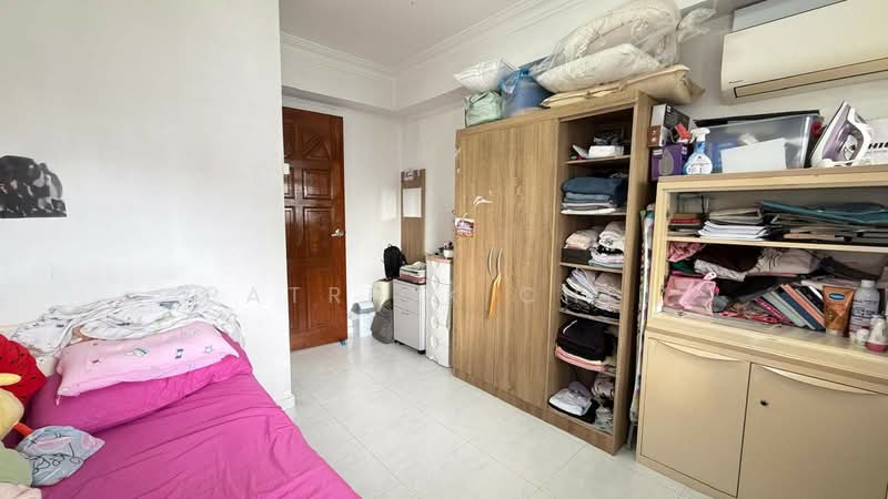 280 Toh Guan Road, 280 Toh Guan Road, 3 Bedrooms, 980 sqft, HDB Flat For Sale, by Patrick Chee, 500112845 - Bedroom - PropertyGuru.com.sg