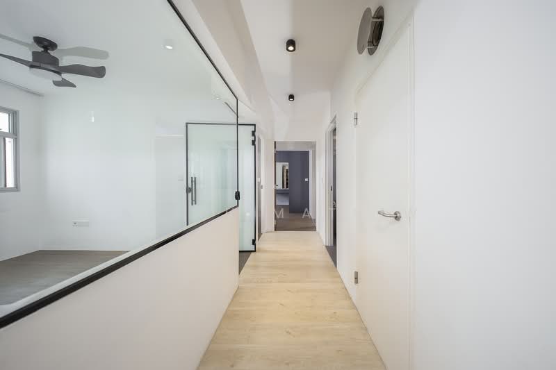 95A Henderson Road, 95A Henderson Road, 3 Bedrooms, 893 sqft, HDB Flat For Rent, by Asaph Mathew, 500112865 - Corridor - PropertyGuru.com.sg