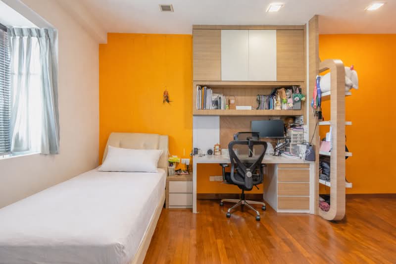 Mera Gardens, Almond Avenue, 5 Bedrooms, 3,500 sqft, Terraced House For Sale, by Jemaine Ng, 500112871 - Bedroom - PropertyGuru.com.sg