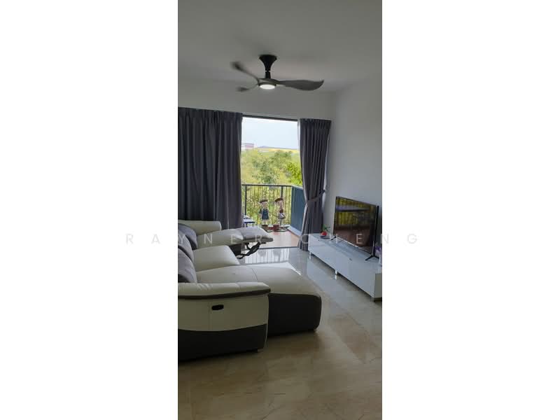 Kingsford Waterbay, 68 Upper Serangoon View, 3 Bedrooms, 883 sqft, Condominium For Rent, by Rayner Cheng, 500112883 - Living Room - PropertyGuru.com.sg