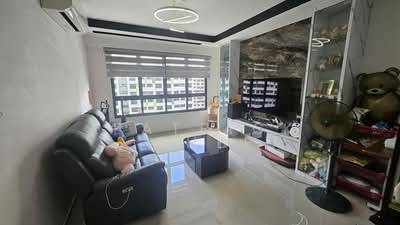 For Sale - 605A Tampines Street 61