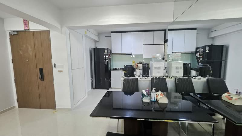 605A Tampines Street 61, 605A Tampines Street 61, 3 Bedrooms, 990 sqft, HDB Flat For Sale, by Patrick Chee, 500112888 - Kitchen - PropertyGuru.com.sg