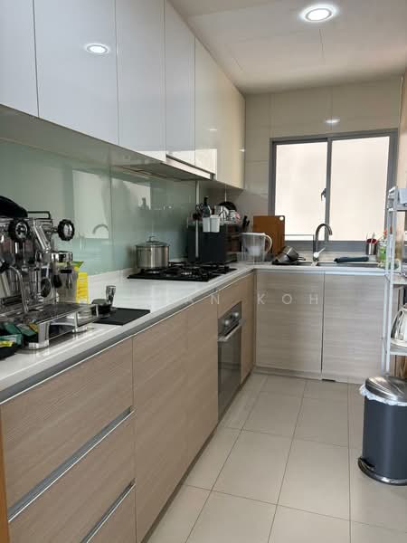 The Scala @ Lorong Chuan, 138 Serangoon Avenue 3, 3 Bedrooms, 1,098 sqft, Condominium For Rent, by Norman Koh, 500112892 - Kitchen - PropertyGuru.com.sg