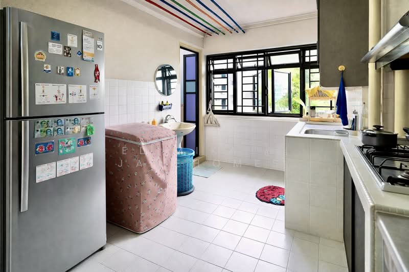 204 Marsiling Drive, 204 Marsiling Drive, 2 Bedrooms, 883 sqft, HDB Flat For Sale, by Ed Mika @ Jadehomes, 500112896 - Kitchen - PropertyGuru.com.sg