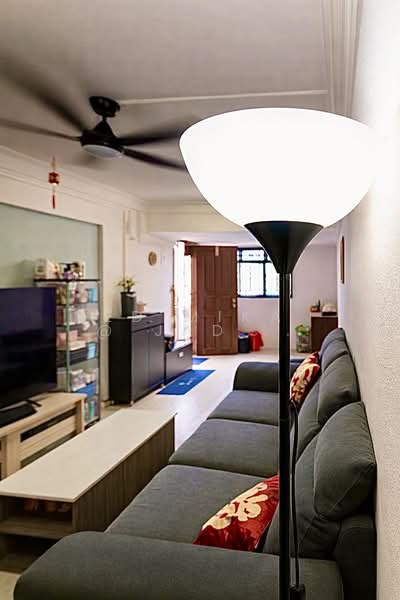 204 Marsiling Drive, 204 Marsiling Drive, 2 Bedrooms, 883 sqft, HDB Flat For Sale, by Ed Mika @ Jadehomes, 500112896 - Living Room - PropertyGuru.com.sg