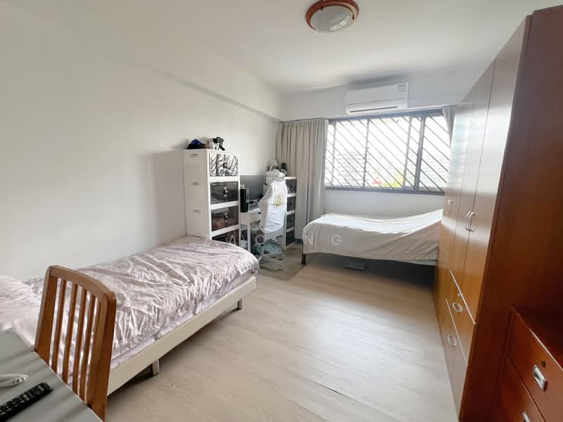 653 Hougang Avenue 8, 653 Hougang Avenue 8, 3 Bedrooms, 1,292 sqft, HDB Flat For Sale, by Zac Ng, 500112898 - Bedroom - PropertyGuru.com.sg