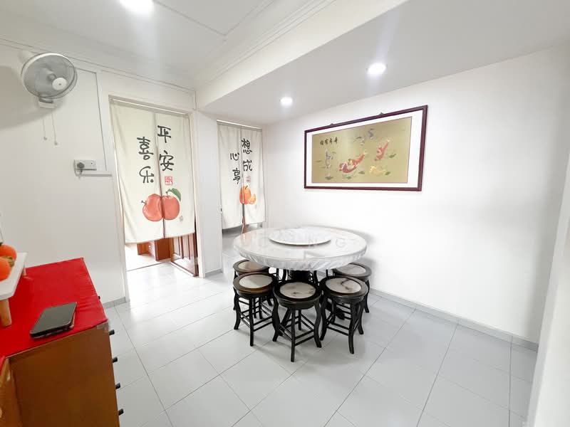 653 Hougang Avenue 8, 653 Hougang Avenue 8, 3 Bedrooms, 1,292 sqft, HDB Flat For Sale, by Zac Ng, 500112898 - Dining Room - PropertyGuru.com.sg