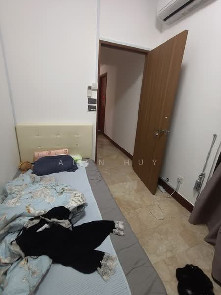 Parc Oasis, 35 Jurong East Avenue 1, Room Rental, 200 sqft, Condominium For Rent, by Alan Huy, 500112903 - Bedroom - PropertyGuru.com.sg